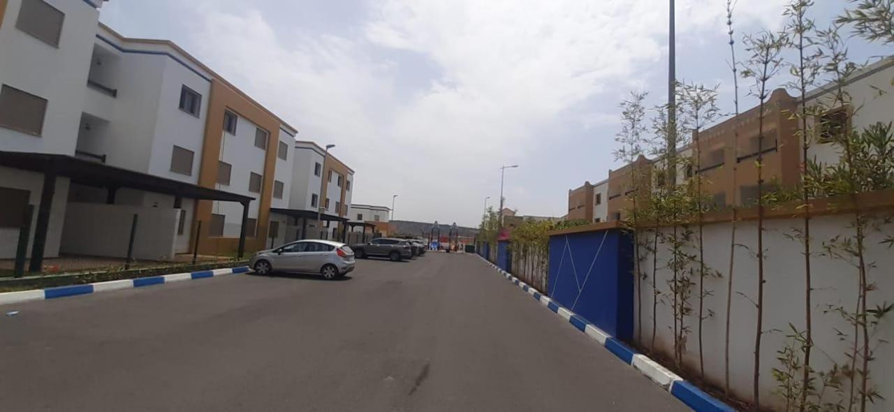 Apartement Haut Standing Avec Piscine A La Marina Saïdia Extérieur photo